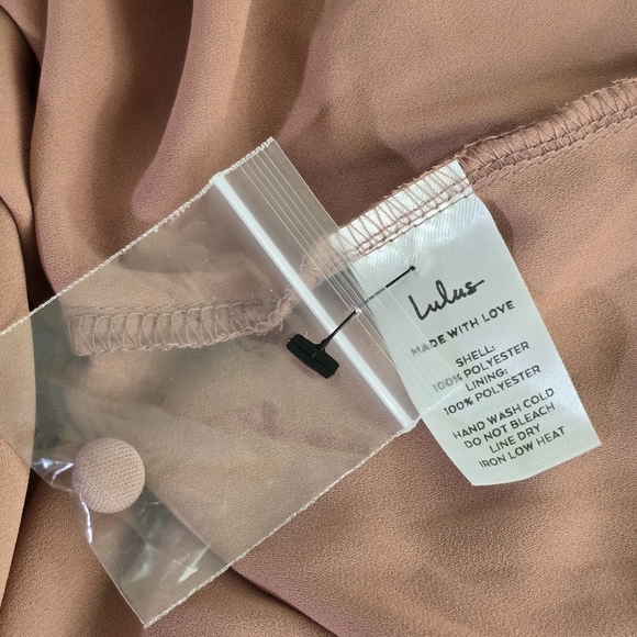 Lulus NWT Printed Faux-Wrap Mini Dress Sz M Freshly Pick Soft Floral Cottagecore - Picture 11 of 11